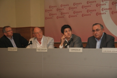 Sesin informativa en Alcoy: Depsito Aduanero Y D.D.A.: estrategias fiscales, comerciales y logsticas en las reas exentas. 